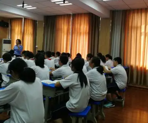 入学习惯教育深化才智赋能构建前沿协同的教研立异生态 入学习惯教育深化才智赋能构建前沿协同的教研立异生态